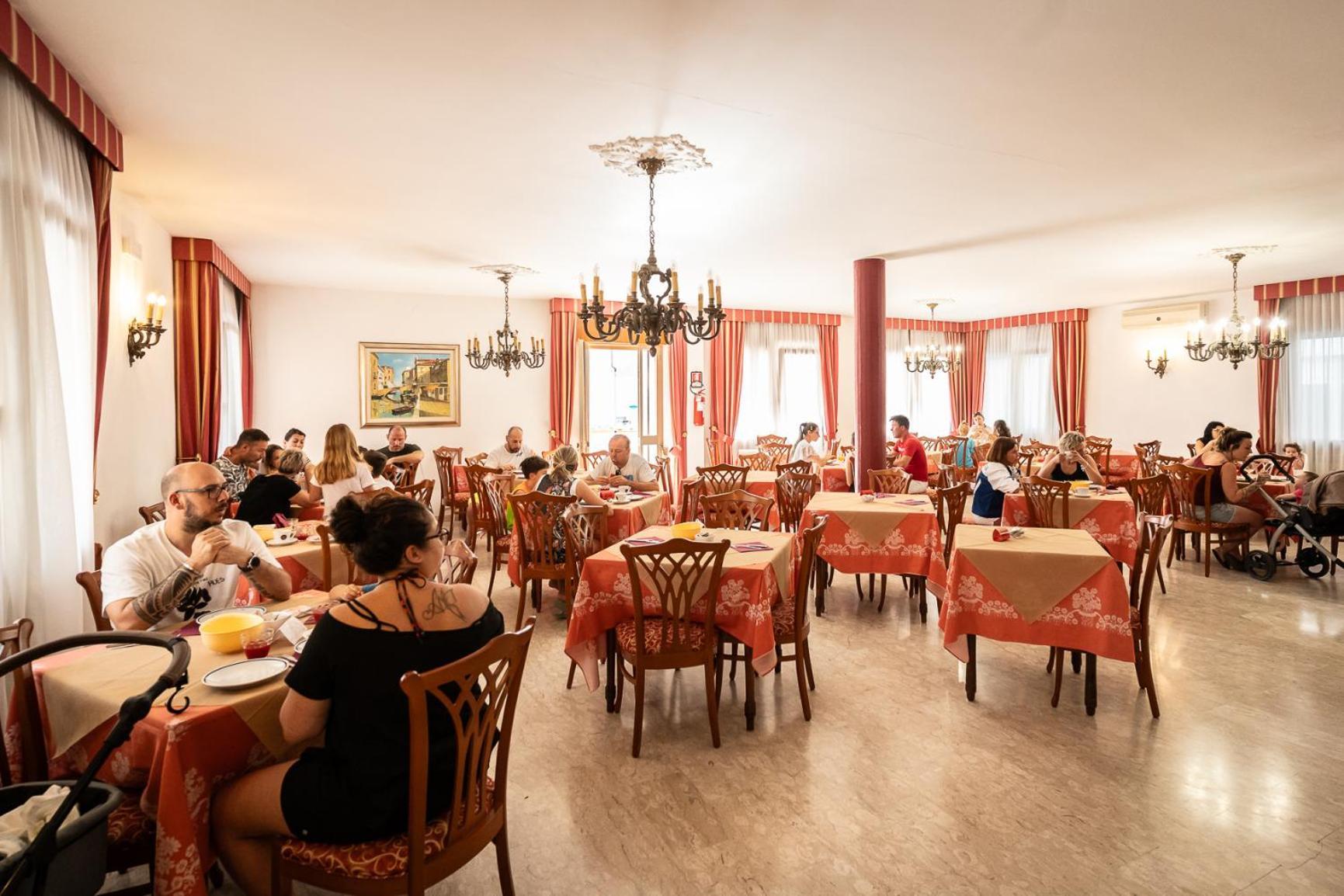 Easy Hotel Meryon Соттомарина Экстерьер фото