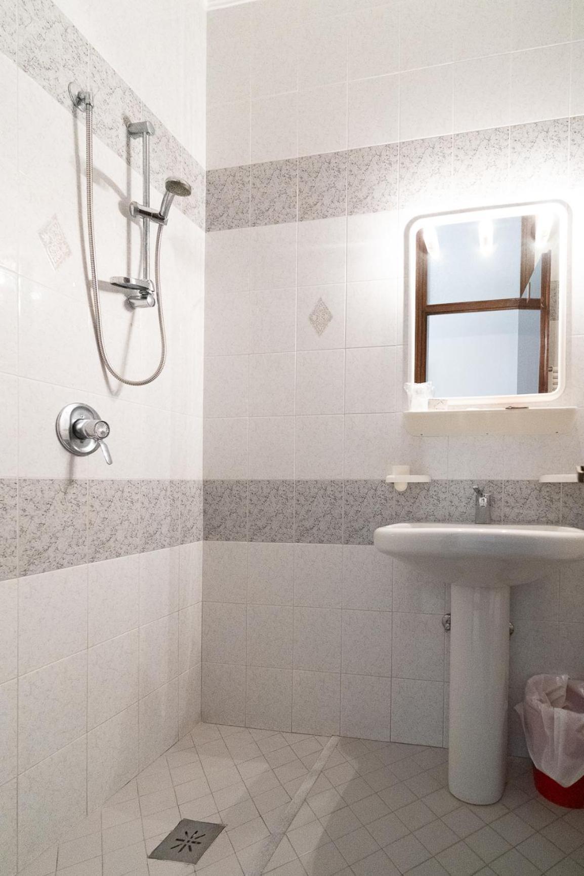 Easy Hotel Meryon Соттомарина Номер фото